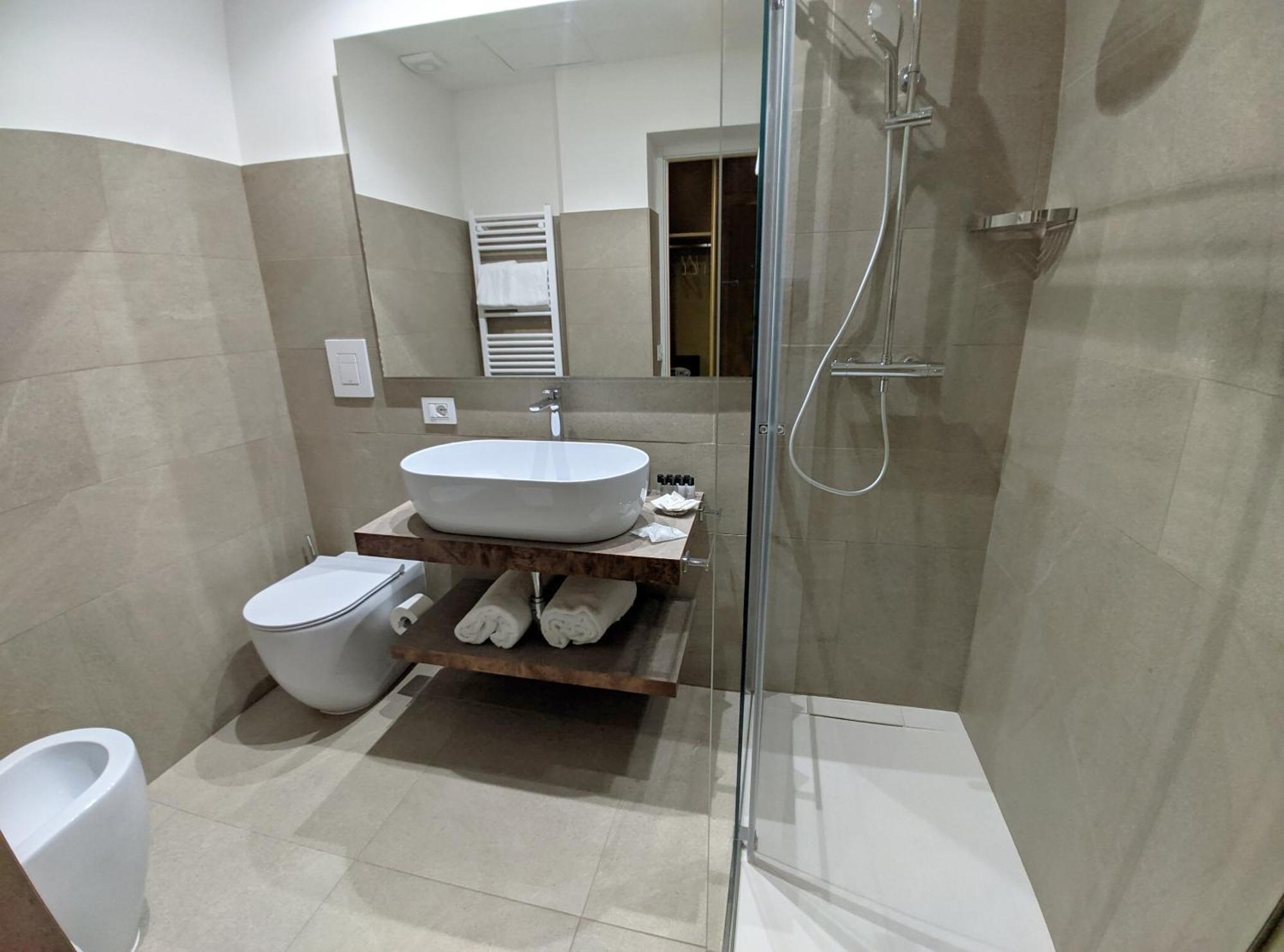Astom Suites Рим Екстер'єр фото